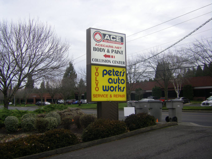 Tigard Body Shop sign